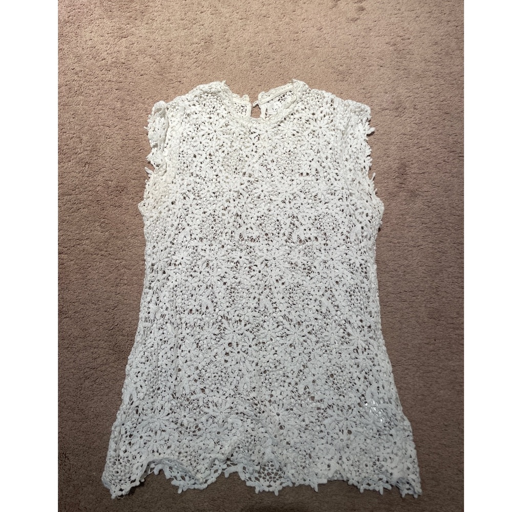 Velvet by Graham & Spencer Floral Top - Size Small